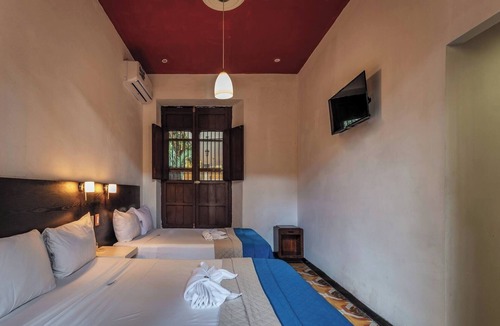 Centro Hotel | Spacious 3 Room Units Perfect for City Adventures and Group Getaways