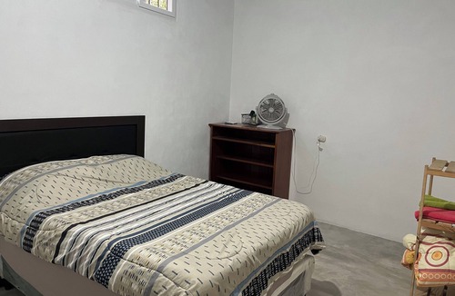 Poptun House | Spacious 5-bedroom building in delightful Poptún with WiFi