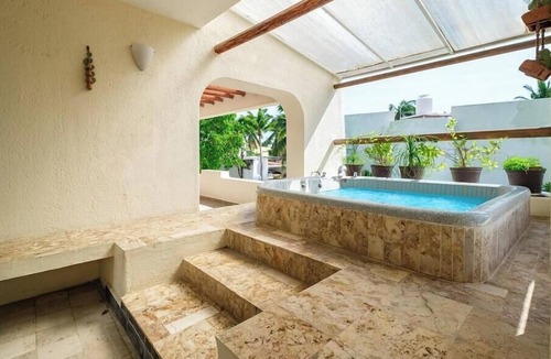 Playa Diamante House | Spacious 5BR Acapulco condo with pool & spa access