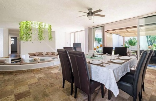 Playa Diamante House | Spacious 5BR Acapulco condo with pool & spa access