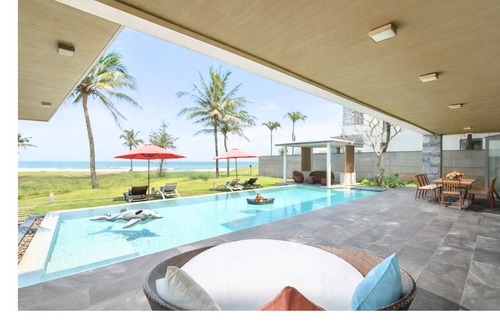 Ngu Hanh Son Villa | Spacious 6 BR Beachfront Villa in Resort with Pool and Gym