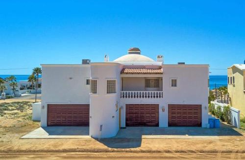 Las Conchas Villa | Spacious and Traditional Home Villa Hermosa I