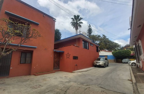 Centro Apartment | Spacious Apartment in Central Oaxaca · Patio & Private Garage