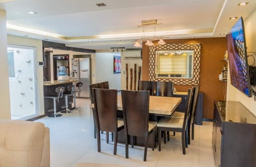 Chapalita Apartment | Spacious family apartment near Expo GDL, 15 minutes from AKRON stadium.