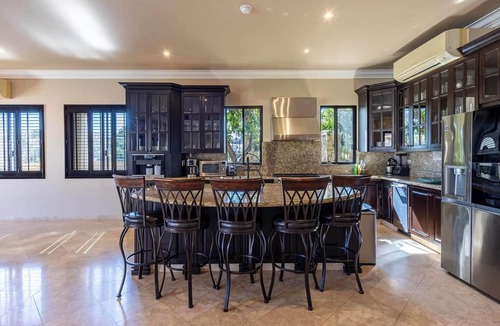 El Rosarito House | Spacious house in charming San José del Cabo perfect for your getaway