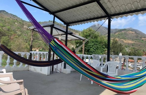 Antigua Guatemala House | Spacious house 15 people 8 minutes for Antigua Guatemala Nice and Cozy