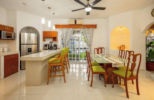 Montecarlo House | Spacious House | 7 BR | Pool, Gym & Terrace