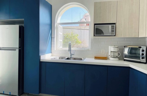 Americana Apartment | Spacious Nomad friendly Apartment walking distance to Americana and GDL Downtown