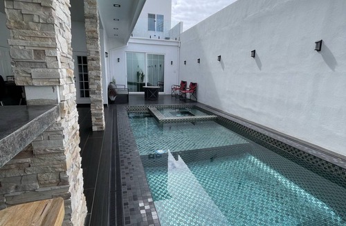 Playas de Rosarito House | Spacious Ocean Front 6 Bedroom House In Pristine Mision Viejo, AC,WIFI, Pool