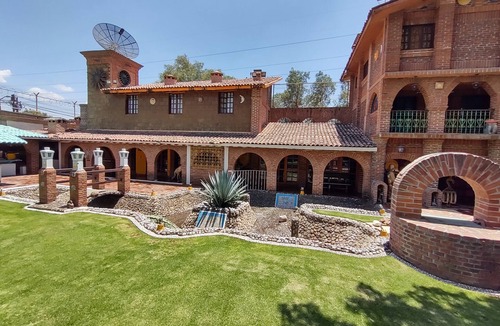 San Sebastian Xolalpa House | SPACIOUS REST HOUSE WITH POOL, BILLIARD AND BARBECUE IN TEOTIHUACÁN