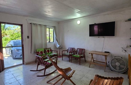 Chelem House | Spacious Vacation Home with A/C and Wi-Fi