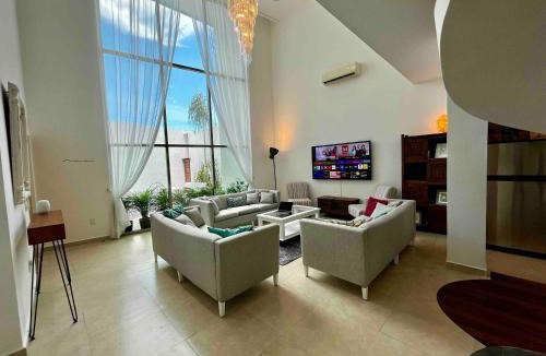 Ejidal Villa | Spectacular Private House