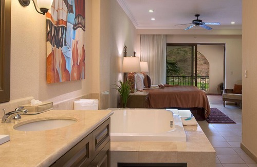 Loreto Resort | Spectacular Views! Luxurious One Bedroom Suite at The Islands of Loreto