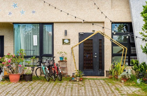 Guanshan House | Star & Sun B&B