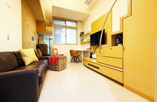 Zhongshan Apartment | STARJOPHIEL- Cozy Loft Apartment near MRT Zhongshan