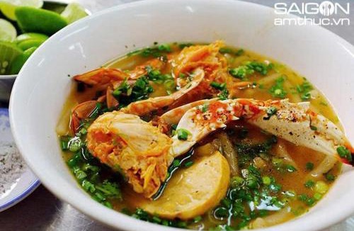 Da Kao Apartment | Stay in the Heart of Saigon is Food Paradise