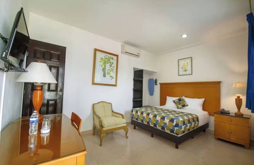 Centro Hotel | Stay in the Heart of Mérida with King Room, Pool, Patio & Terrace Views