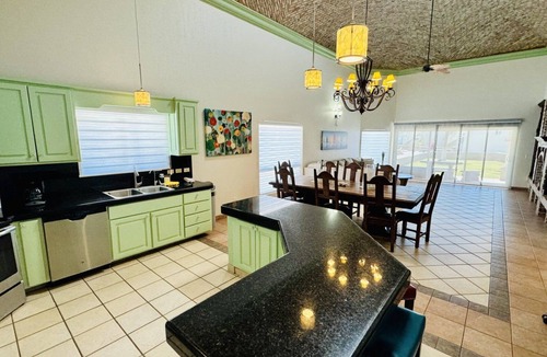 Sandy Beach Villa | Stunning 4 Bedroom Beach Villa on Sandy Beach at Las Palmas Beachfront Resort V9