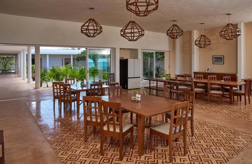 Chicxulub Puerto Villa | Stunning beachfront Suites Wi-Fi East of Progreso