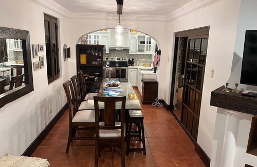 Antigua Guatemala House | Stunning Casa Bella Vista Antigua downtown , 1 to 12 🙋AC, Wifi, lux rooftop Deck