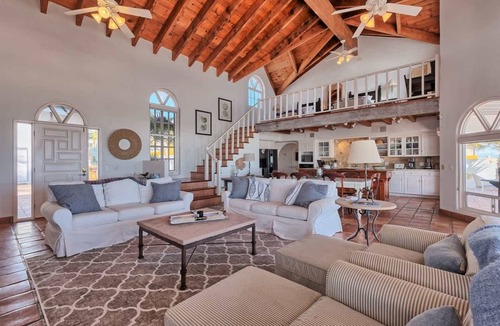 Las Conchas House | Stunning, Cozy Beachfront Home Paz de Penasco