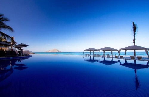 Marina Mazatlan Hotel | Stunning Junior Suite with Private Beach Area in Mazatlan