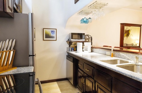Centro Condo | Stunning Marina views, best location in Cabo!