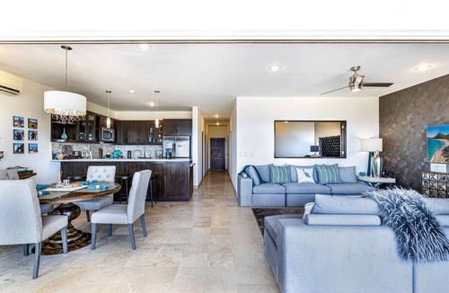 Cabo San Lucas Apartment | Stunning Ocean View Condo + Grill