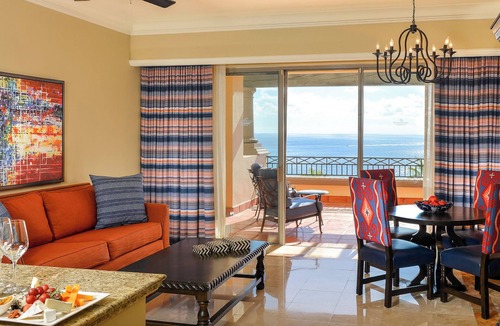 Cabo San Lucas Hotel | STUNNING OCEAN VIEW PRESIDENTIAL SUITE-2 BR/3 BATH IN ENCHANTING CABO
