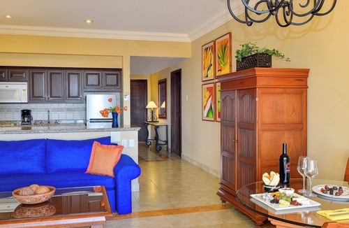 Cabo San Lucas Hotel | STUNNING OCEAN VIEW PRESIDENTIAL SUITE-2 BR/3 BATH IN ENCHANTING CABO