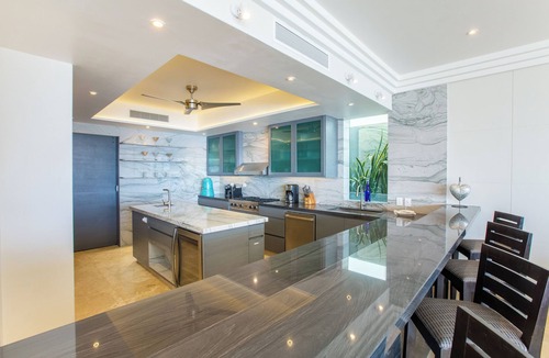 Los Pescadores Villa | Stunning Oceanfront Villa - Sunrise & Sunset Views of Land's End Arch