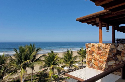Zihuatanejo Condo | Stunning, Oceanfront Casa de Olas!