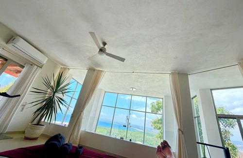 La Manzanilla House | Stunning Oceanview 2BR Loft Indoor-Outdoor Living Walk to Beach