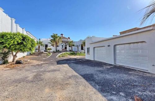 Las Conchas House | Stunning Private Home Villa de las Tres Sirenas