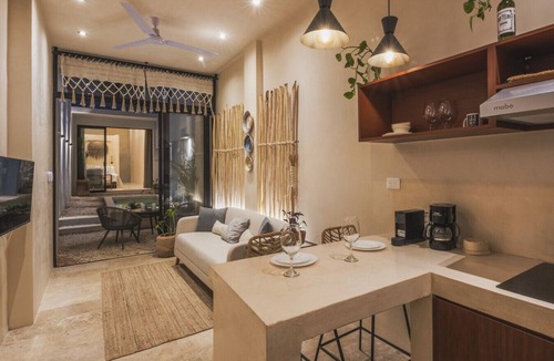 Merida House | Stylish Home in Downtown Merida – A Serene Escape with Great Access