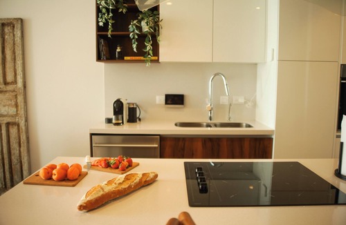 Bucerias Condo | Stylish Oceanfront Condo w/Jacuzzi, Pool & Gym