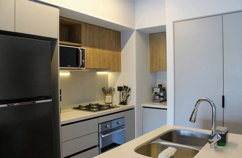 Providencia Apartment | Stylish two bedroom apartment with rooftop pool and city views in Guadalajara Country Club
