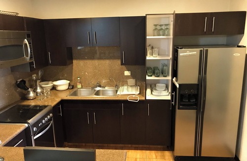 San Pedro Garza Garcia Apartment | Suite A, 2BR/2BA in San Pedro Garza Garcia, Centrito Valle