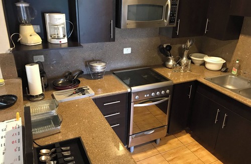 San Pedro Garza Garcia Apartment | Suite G, 2BA/2BR, apartment in San Pedro Garza García, Centrito Valle