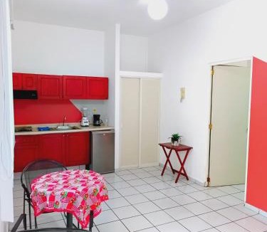 San Pablo Apartment | Suites Galván centro Colima, alberca, Wifi, parking
