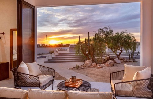 Todos Santos Villa | Sun-drenched escape w/sleek saltwater pool