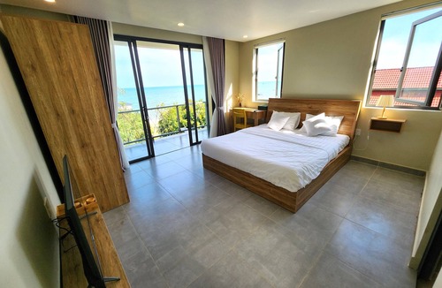 Ham Ninh Resort | Sunny Shore Resort