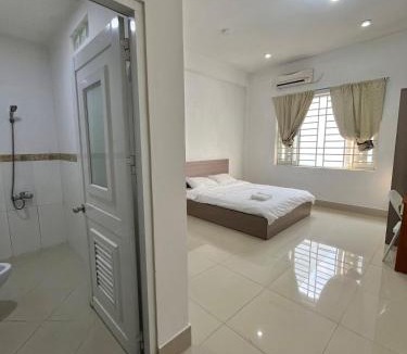 Tan Thuan Tay Apartment | Sunny Studio District 7 next to LotteMart 01