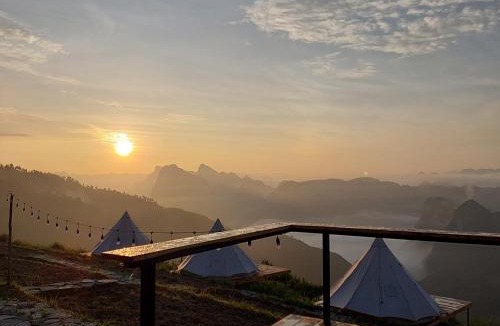 Dong Van Apartment | Sunrise Camping Lung Cu Ha Giang
