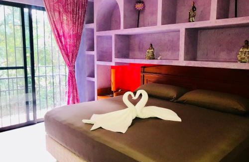 Playacar House | Sunrise Double Room in Stunning Villa Playacar Ii