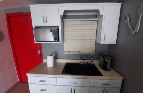 Costa de Oro Apartment | Sunset condo