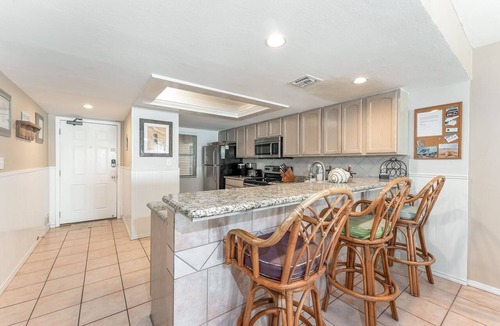 South Padre Island Condo | Suntide II 505 - Top Floor Condo w/Vaulted Ceilings, Private Balcony, Beachfront Pool & Spa, Direct Ocean Access