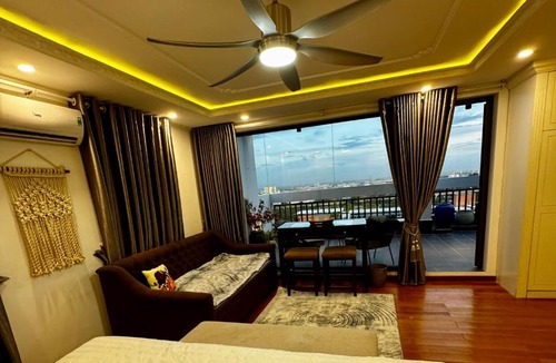 Linh Trung IEPZ Apartment | Super King bed, Jacuzzi, phòng đẹp rộng chill ở Thủ đức