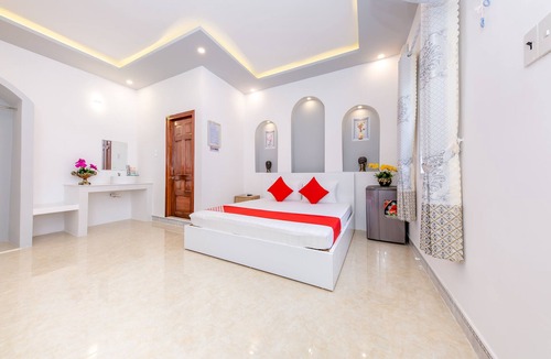 Cam Ranh Hotel | Super OYO 598 Peony Hotel