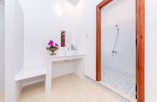 Cam Ranh Hotel | Super OYO 598 Peony Hotel